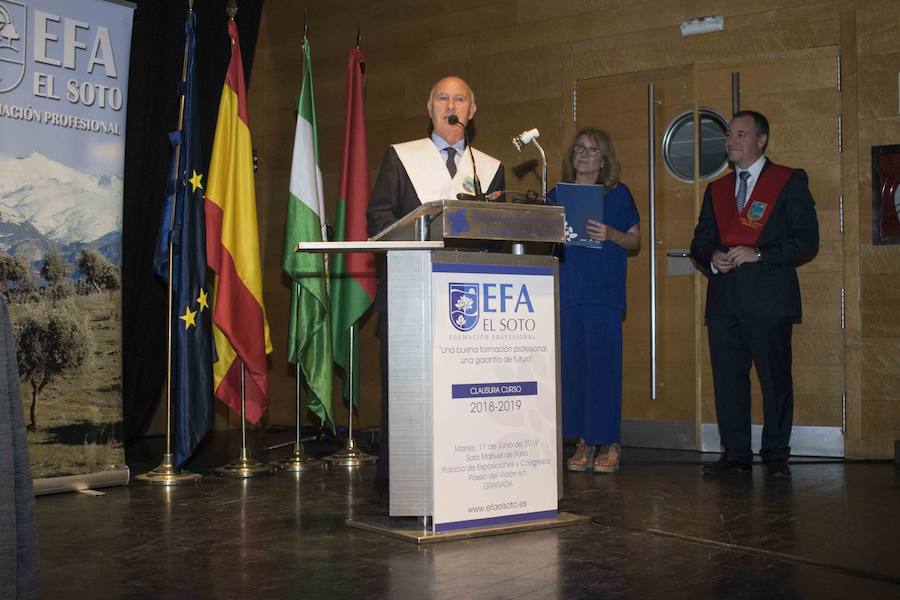 Además, ha distinguido al Ayuntamiento de Fuente Vaqueros, al Patronato de la Alhambra y a IDEAL por su suplemento AG