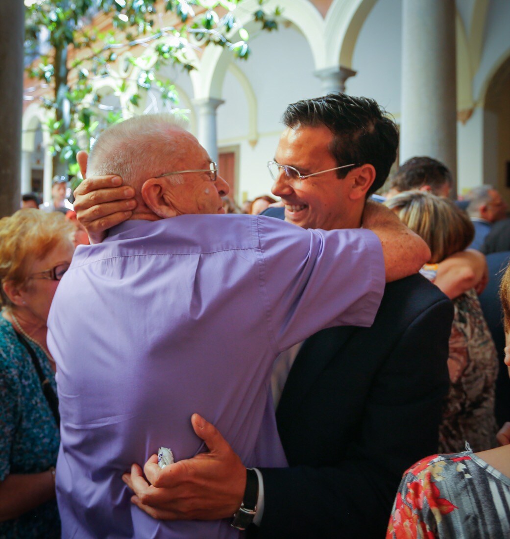 Todas las imágenes de todo lo que ha sucedido desde el salón de plenos de la Plaza el Carmen con la proclamación de Luis Salvador como alcalde