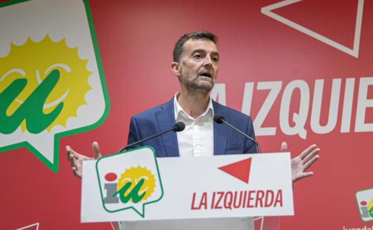 Antonio Maíllo, durante su comparecencia