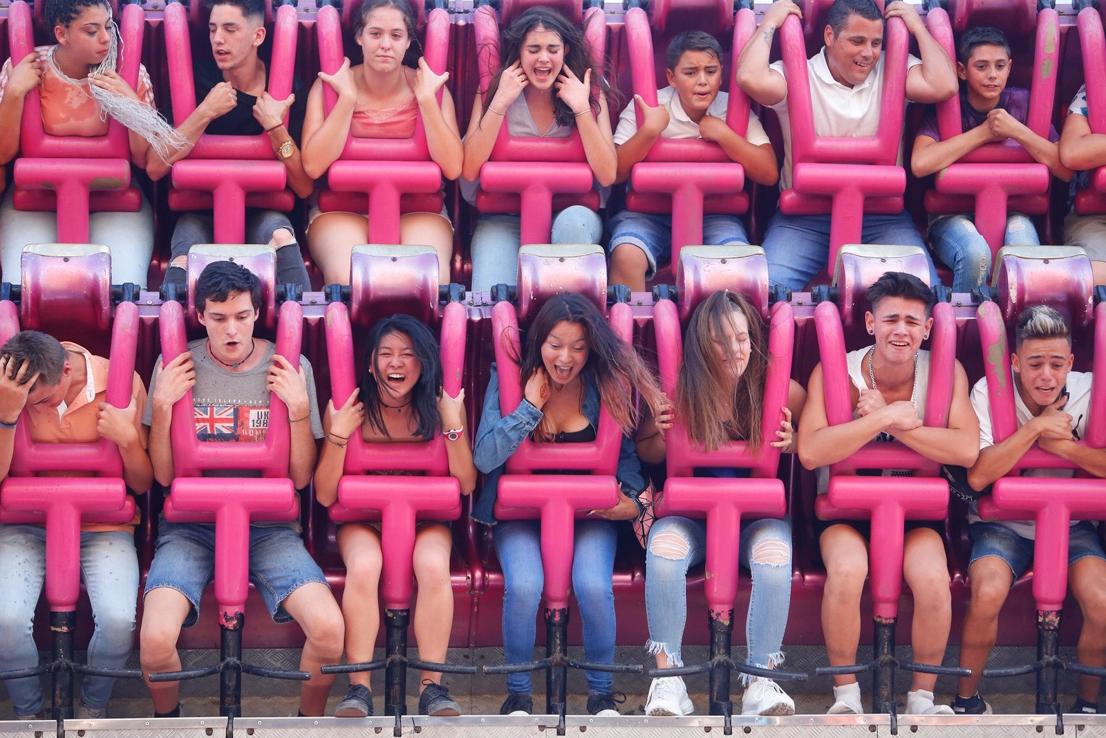 Fotos: Martes de columpios en el ferial