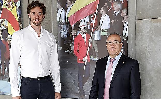 Pau Gasol, junto a Alejandro Blanco