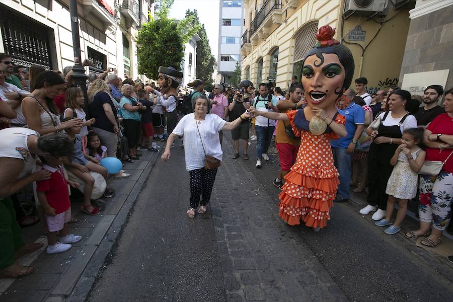 Te mostramos en imágenes cómo se ha vivido en el centro uno de los dìas grandes de la feria