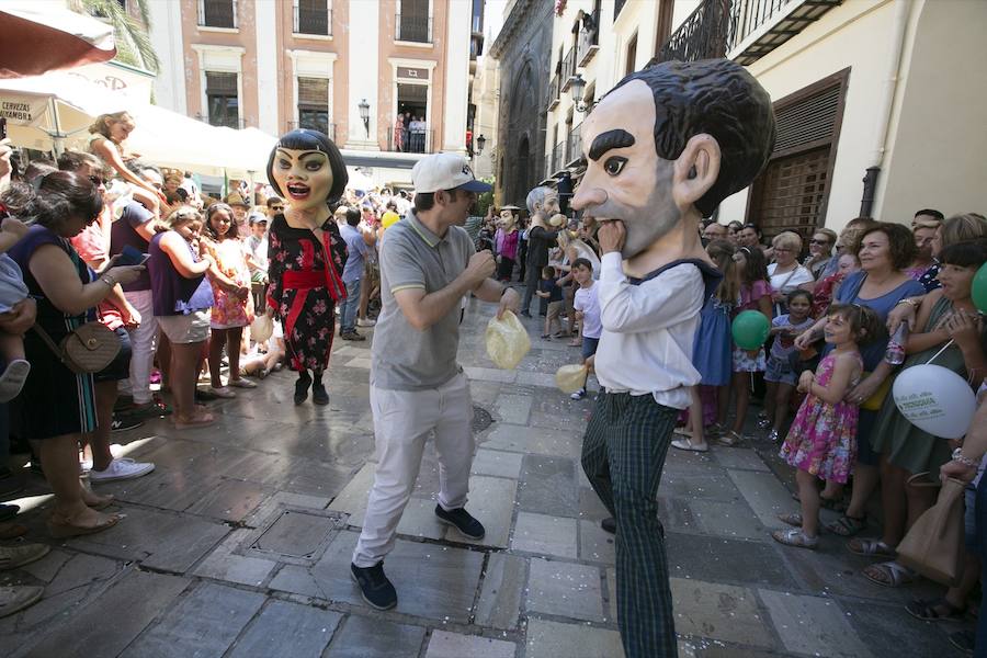 Te mostramos en imágenes cómo se ha vivido en el centro uno de los dìas grandes de la feria