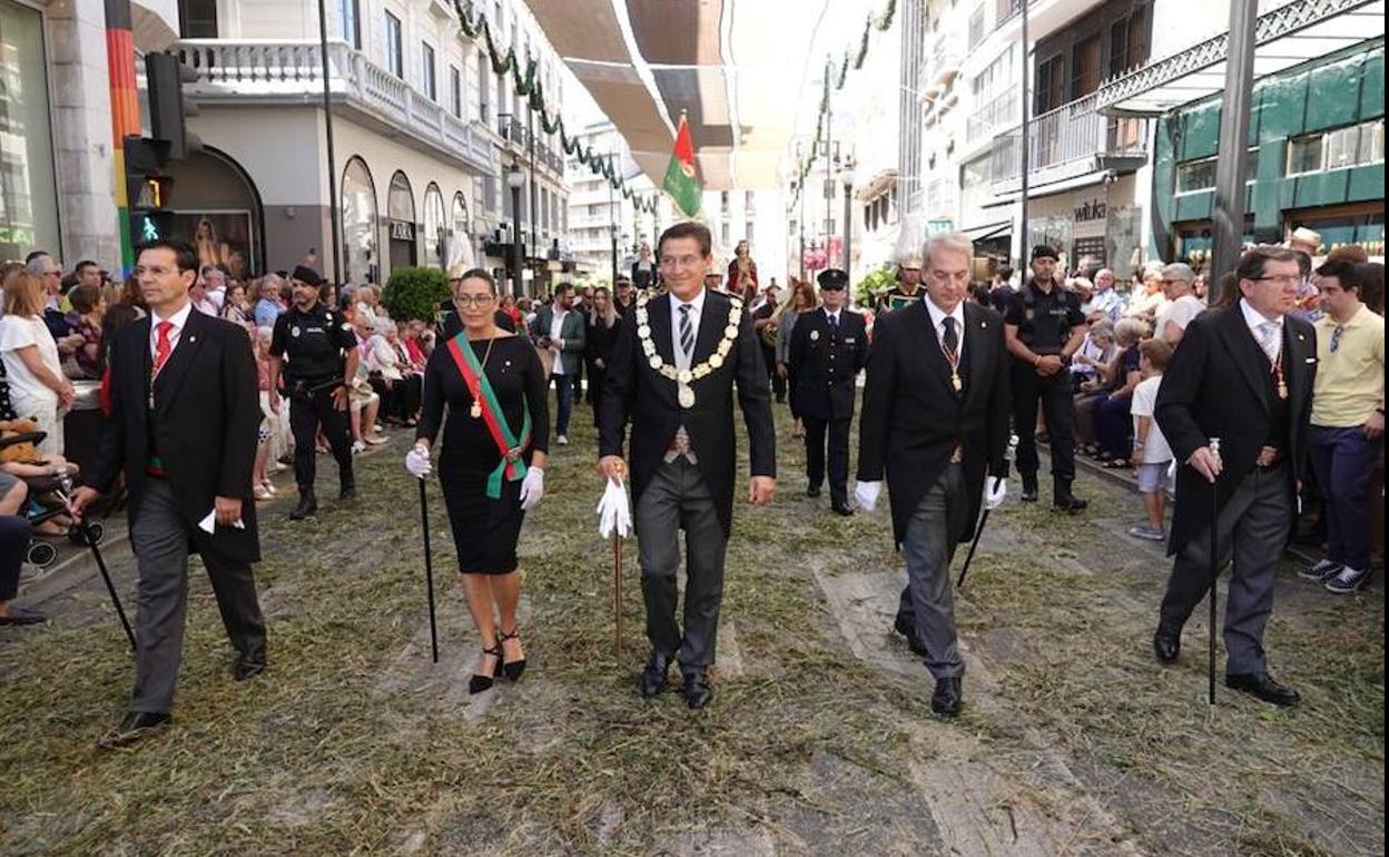 Francisco Cuenca, Lucía Garrido, Luis Salvador, José Antonio Huertas y Luis González.