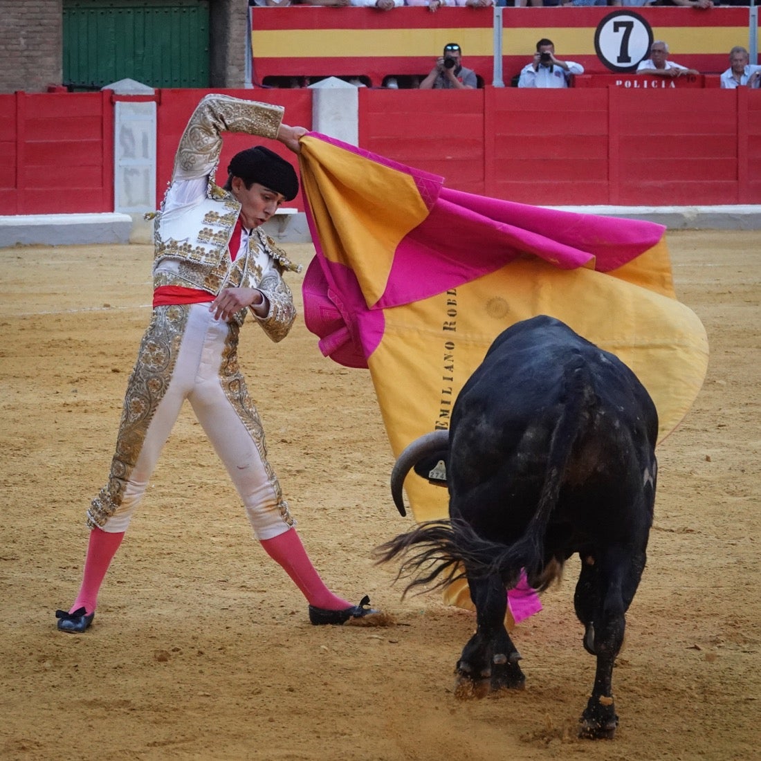 El novillero azteca, que cortó tres orejas, se impuso en la final a Alejandro Peñaranda y Miguel Polope