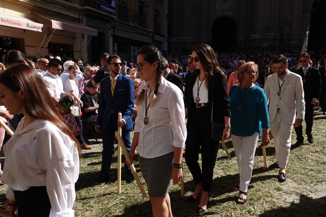 Si has estado en la Plaza de las Pasiegas, búscate en nuestra galería