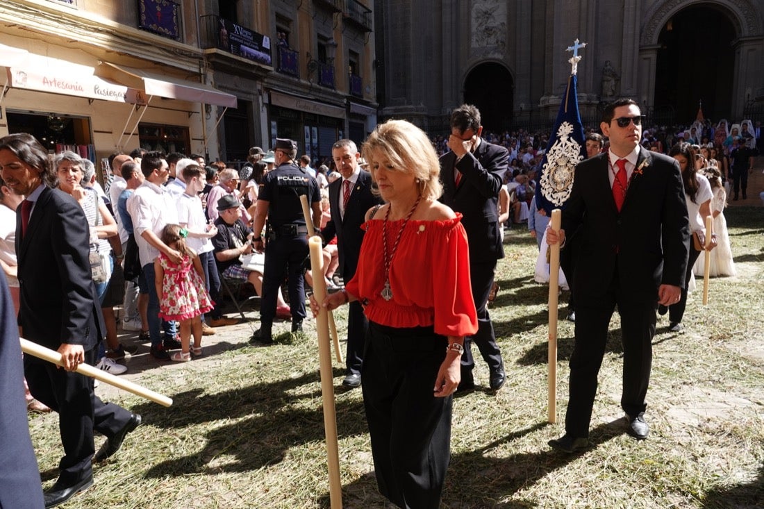 Si has estado en la Plaza de las Pasiegas, búscate en nuestra galería