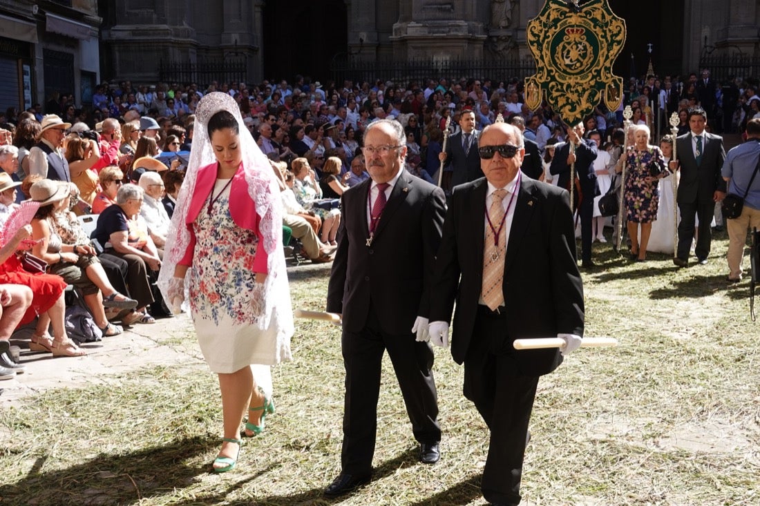 Si has estado en la Plaza de las Pasiegas, búscate en nuestra galería