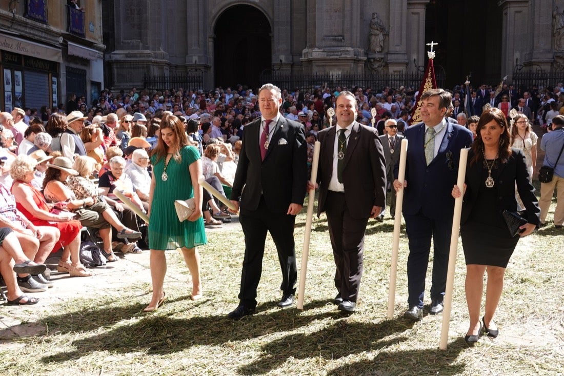 Si has estado en la Plaza de las Pasiegas, búscate en nuestra galería