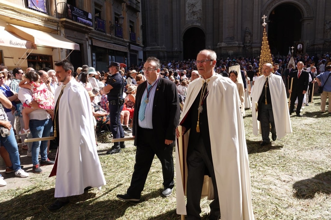 Si has estado en la Plaza de las Pasiegas, búscate en nuestra galería