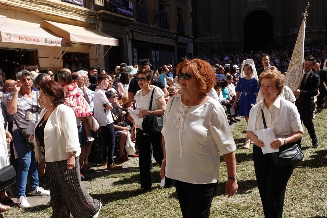 Si has estado en la Plaza de las Pasiegas, búscate en nuestra galería