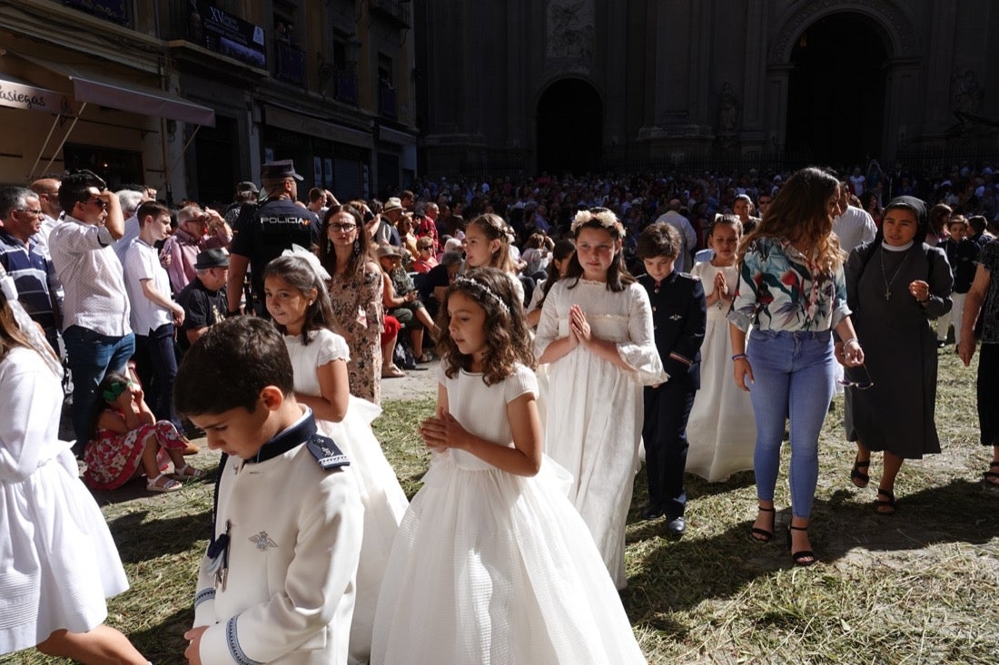 Si has estado en la Plaza de las Pasiegas, búscate en nuestra galería