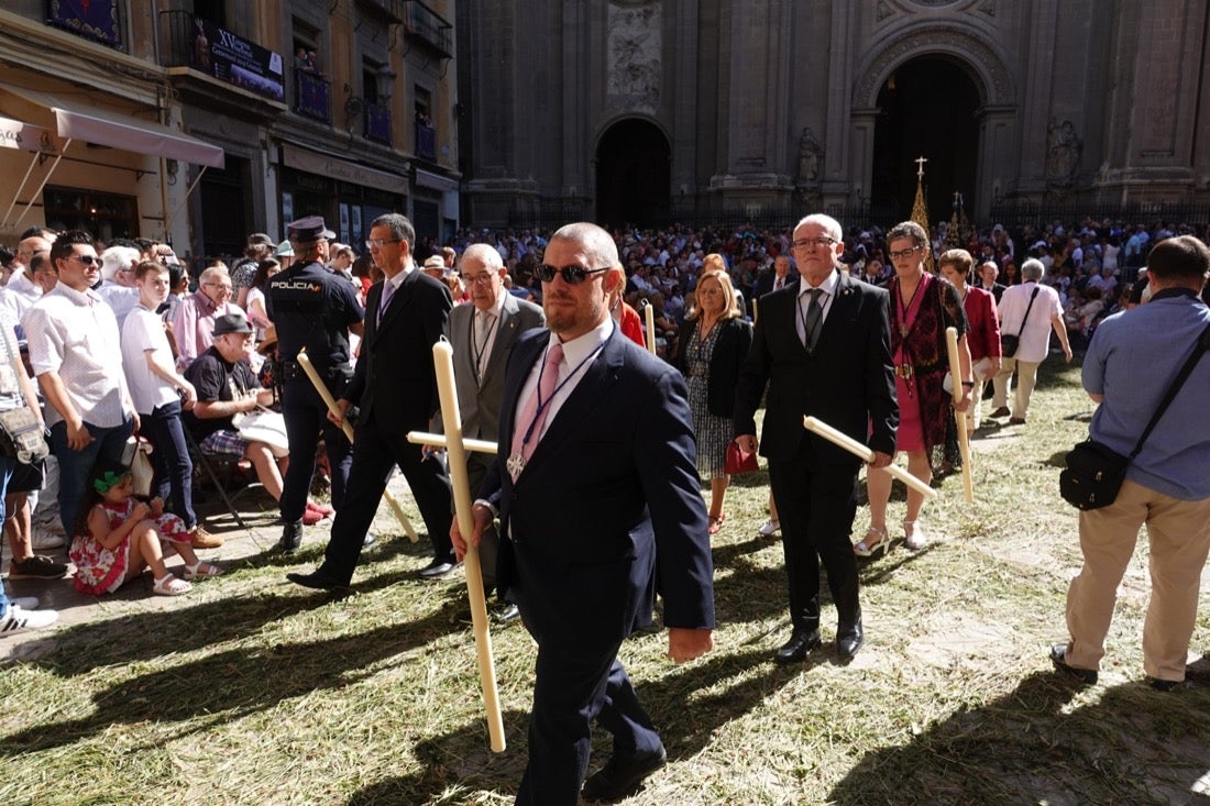 Si has estado en la Plaza de las Pasiegas, búscate en nuestra galería