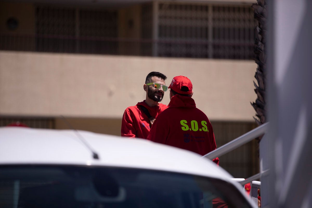 El servicio estará en funcionamiento hasta el 9 de septiembre, con horario de 12 del mediodía a 8 de la tarde y contará con 31 socorristas, entre ellos, 1 coordinador, 4 encargados de puestos de socorro y 4 patrones de embarcaciones