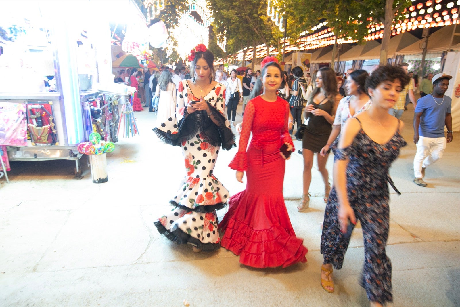 El festivo de la feria de Granada se hizo sentir en el recinto de Almanjáyar