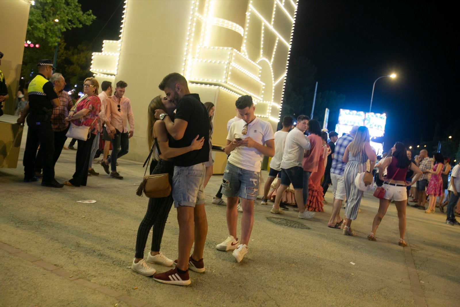 El festivo de la feria de Granada se hizo sentir en el recinto de Almanjáyar