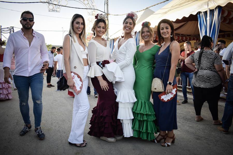 El festivo de la feria de Granada se hizo sentir en el recinto de Almanjáyar