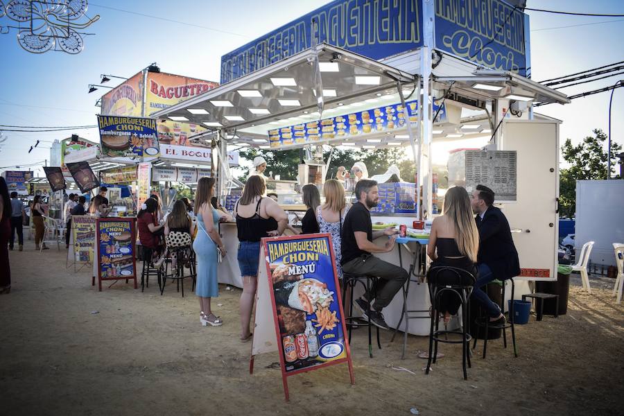 El festivo de la feria de Granada se hizo sentir en el recinto de Almanjáyar