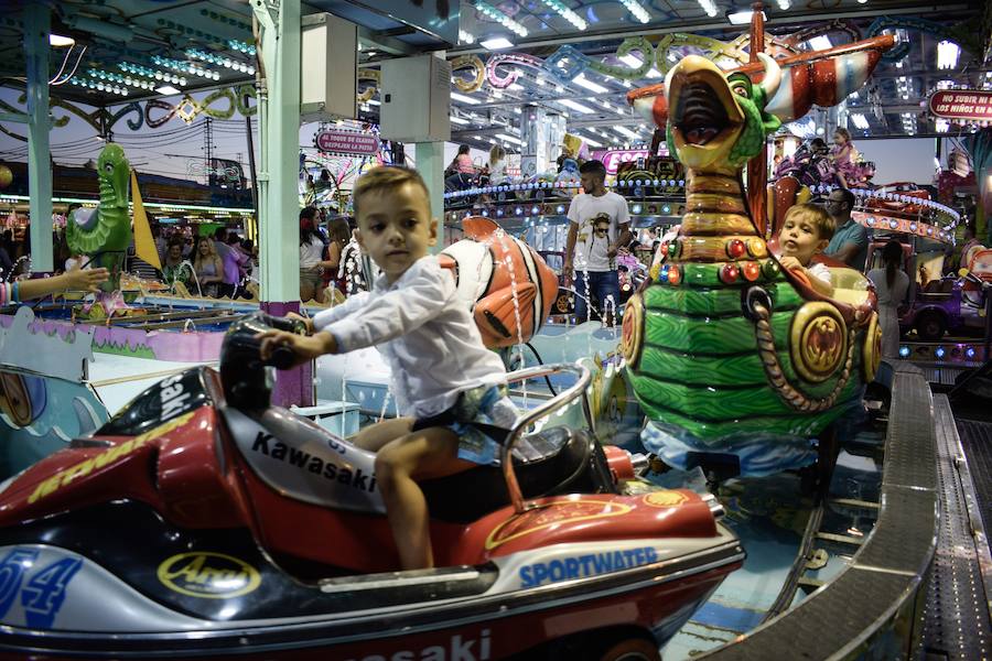 El festivo de la feria de Granada se hizo sentir en el recinto de Almanjáyar