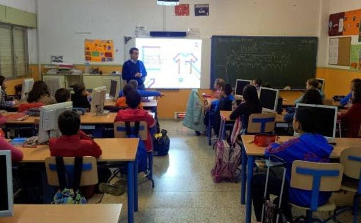 Educacion: Los alumnos andaluces de Primaria darán más horas de Lengua, Matemáticas, Inglés y gimnasia el próximo curso