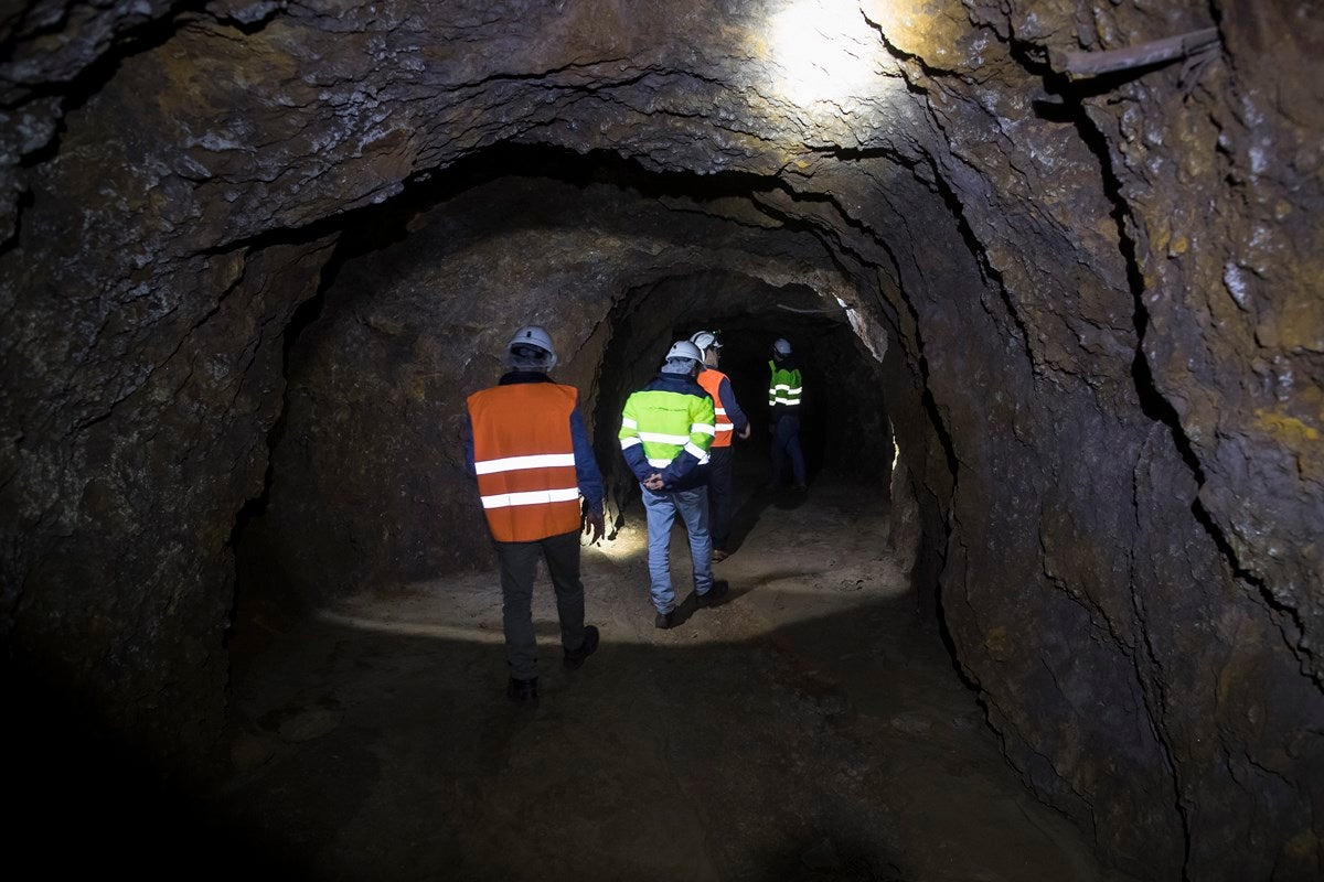 Así son las antiguas minas de Alquife