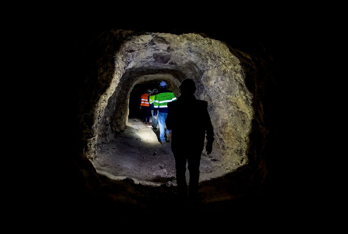 Así son las antiguas minas de Alquife