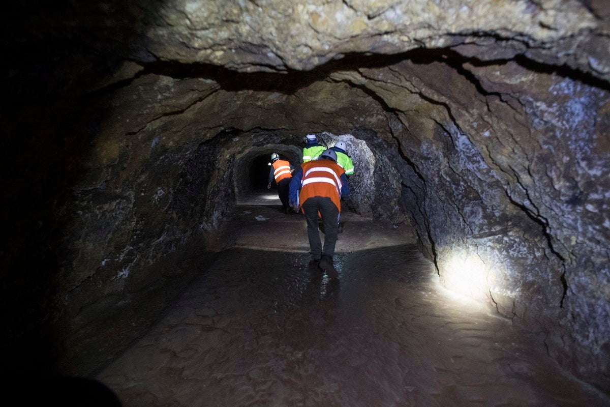 Así son las antiguas minas de Alquife