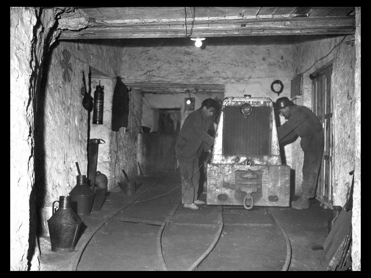 Fotografías históricas de las minas de Alquife