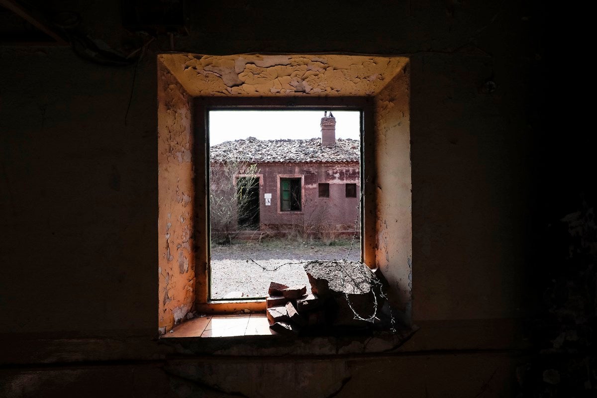 Así se encuentra el poblado minero de Alquife