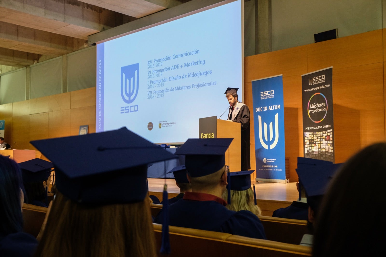 Después de cuatro años de estudios, la de anoche era una fecha muy esperada para varias promociones de esta escuela