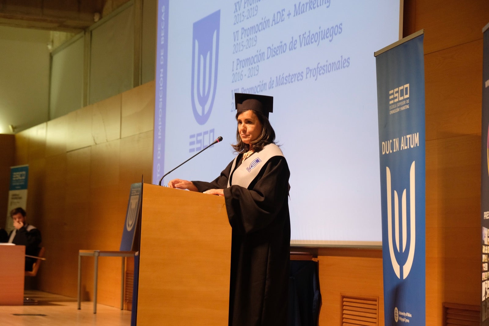 Después de cuatro años de estudios, la de anoche era una fecha muy esperada para varias promociones de esta escuela