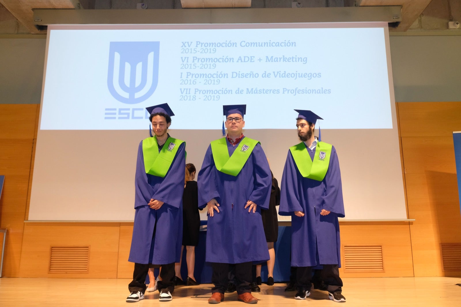 Después de cuatro años de estudios, la de anoche era una fecha muy esperada para varias promociones de esta escuela