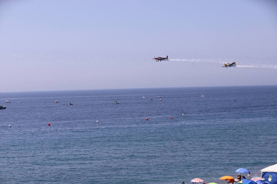 Treinta aeronaves han realizado diferentes acrobacias en este espectáculo, que ha celebrado este domingo su catorce edición