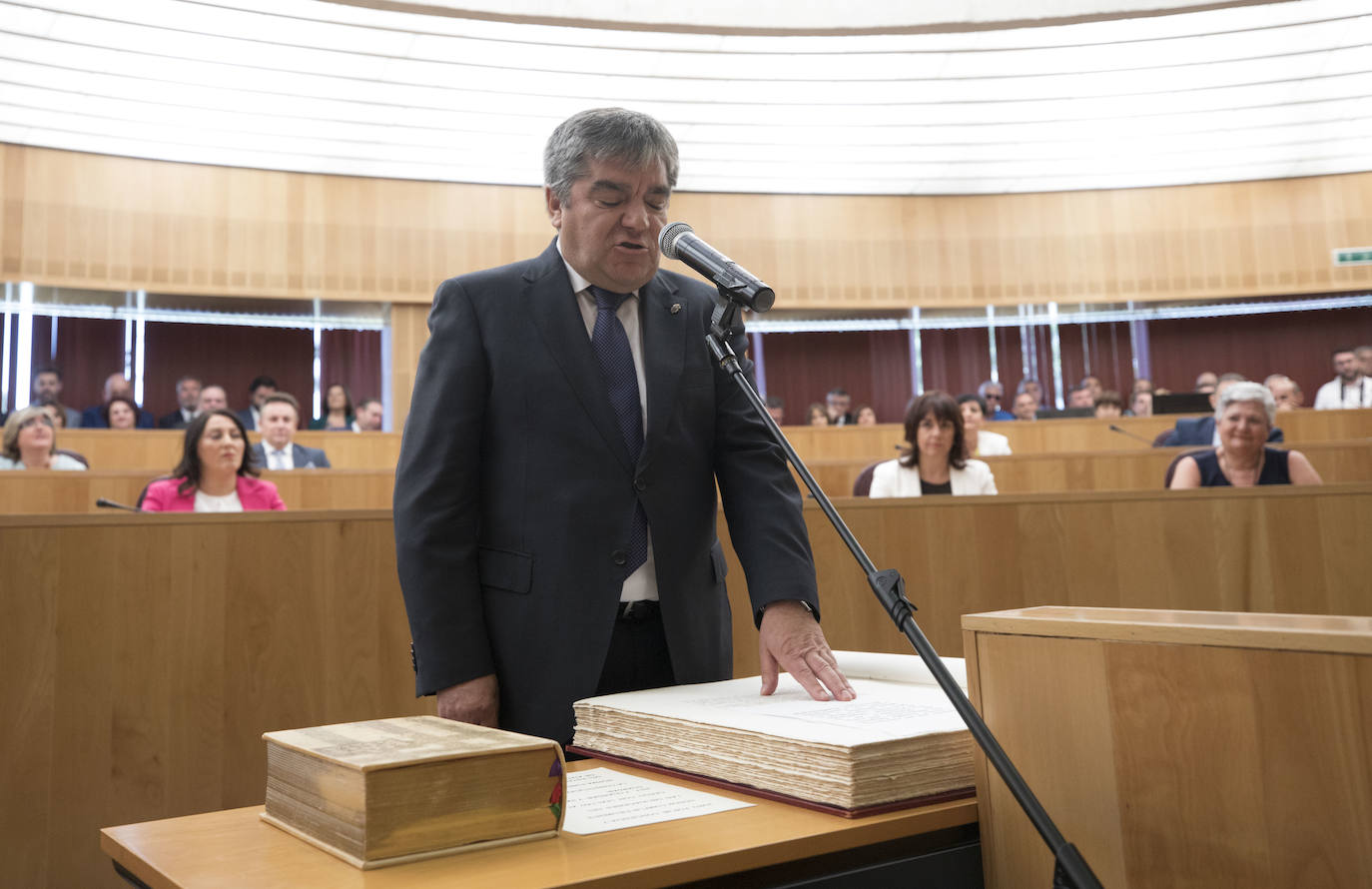 José Entrena ha sido reelegido presidente contando con los votos de PSOE, Adelante, IU y Cs