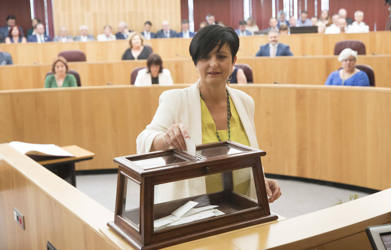 José Entrena ha sido reelegido presidente contando con los votos de PSOE, Adelante, IU y Cs