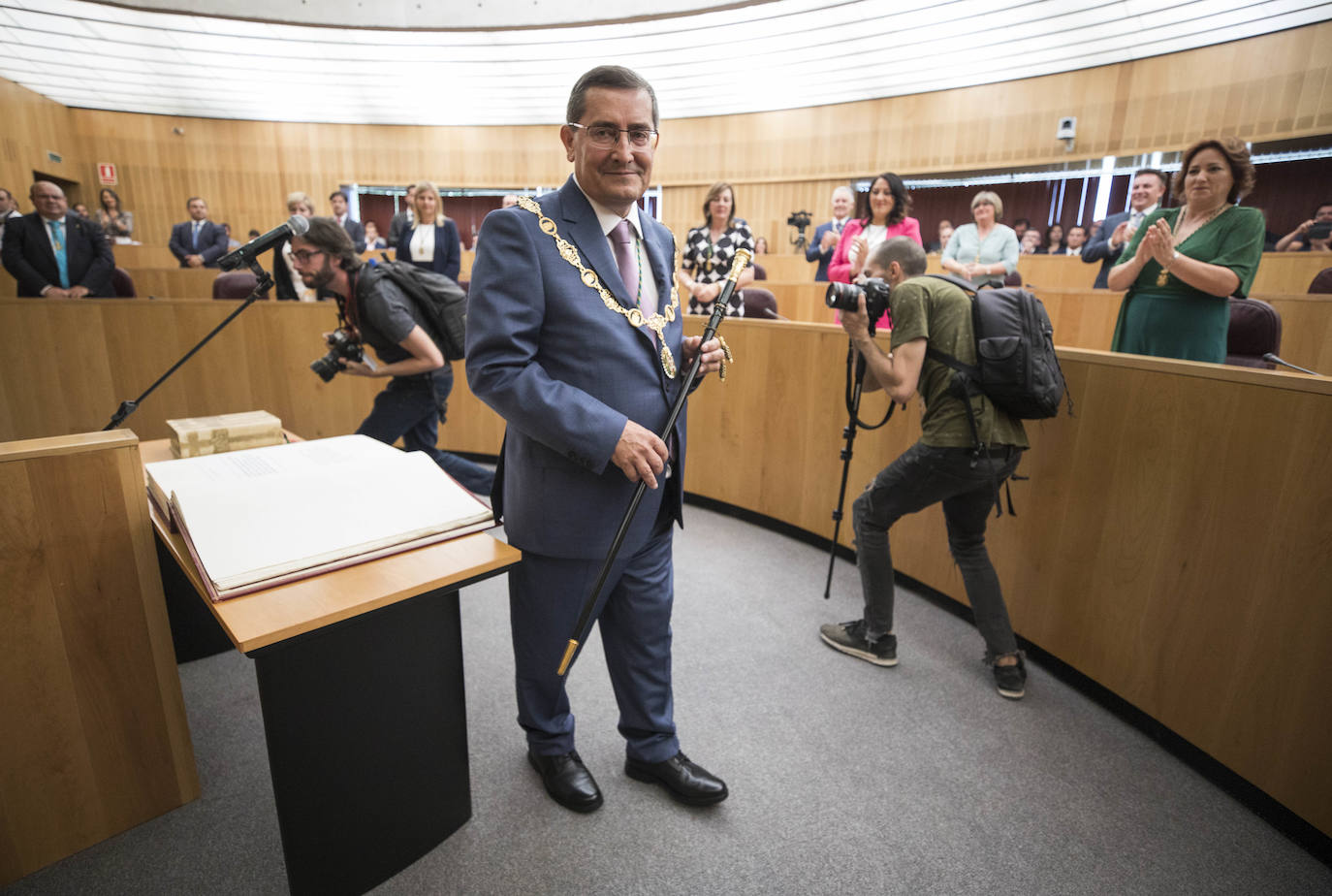 José Entrena ha sido reelegido presidente contando con los votos de PSOE, Adelante, IU y Cs