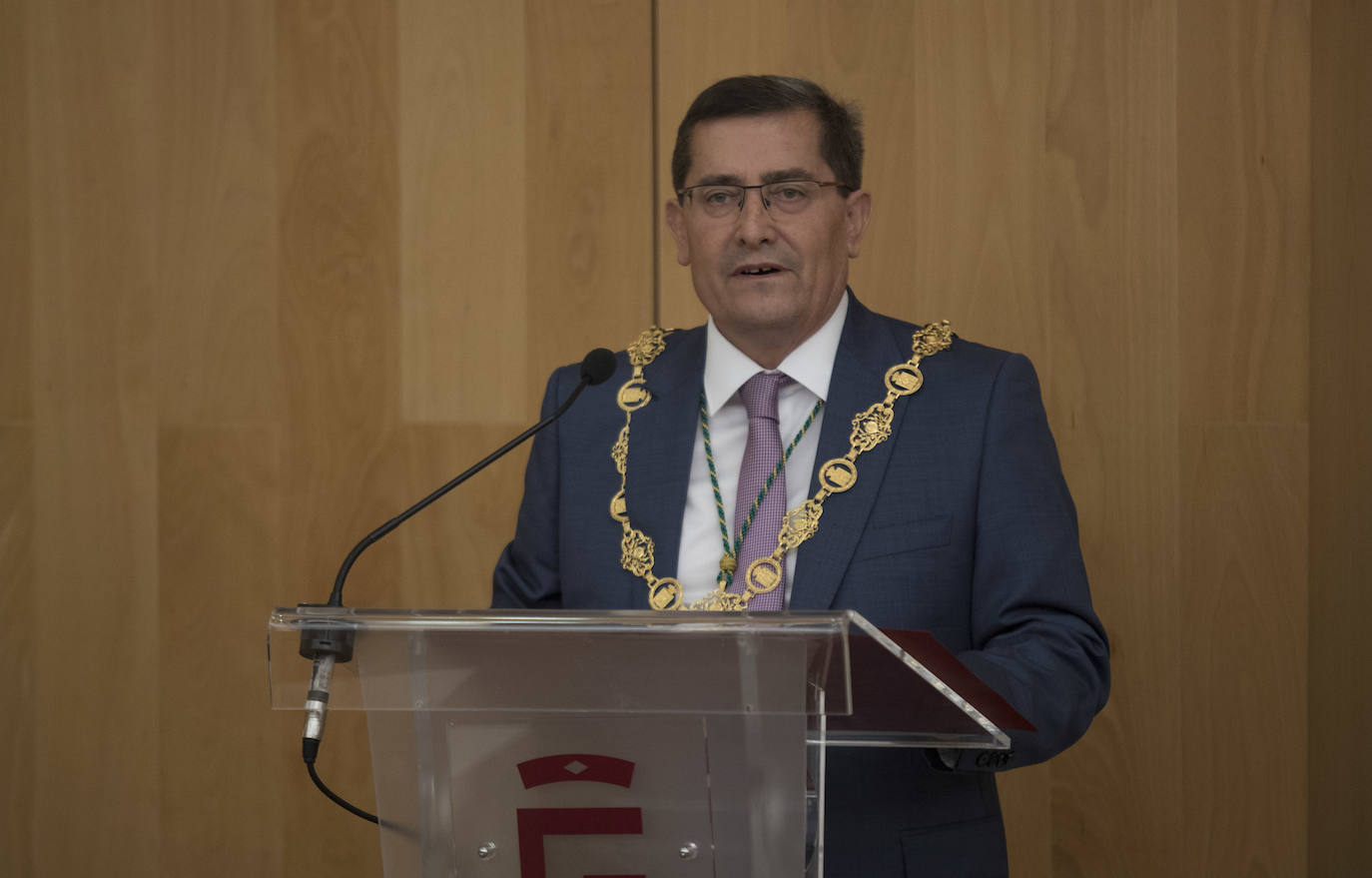 José Entrena ha sido reelegido presidente contando con los votos de PSOE, Adelante, IU y Cs