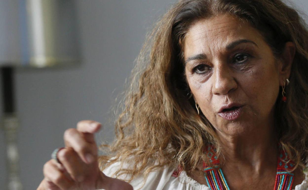 Lolita Flores confiesa que está arruinada