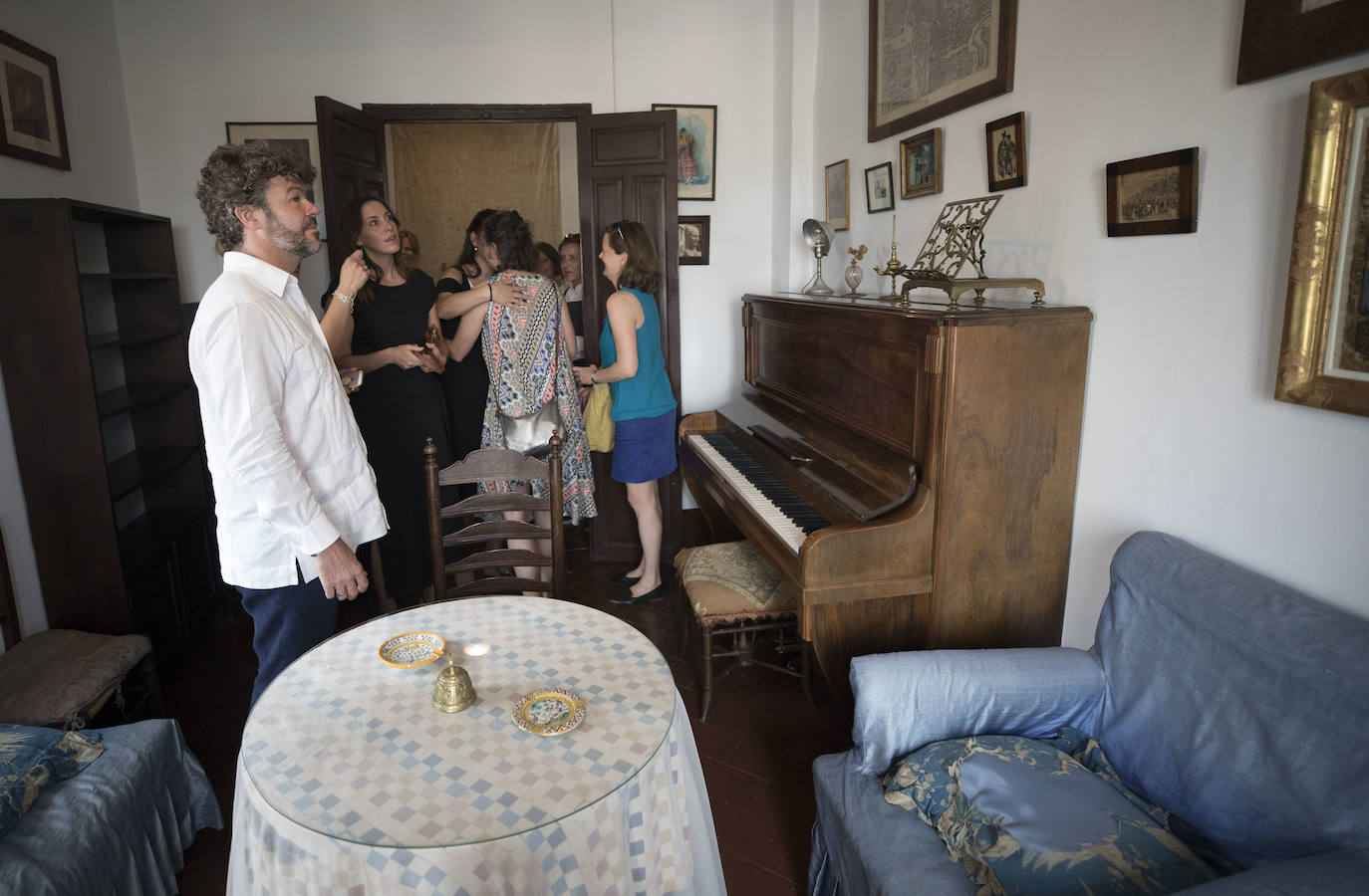 Los protagonistas presentaron el disco en la casa de Falla. 
