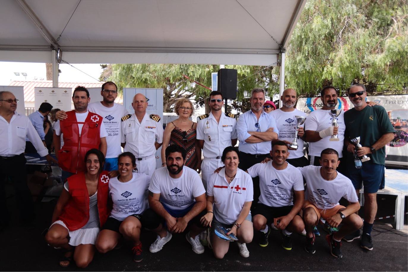 Cientos de personas visitan en Motril el buque Infanta Cristina