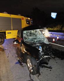 Imagen secundaria 2 - Pánico en la autovía: un kamikaze a 200 por hora provoca un brutal accidente con un muerto y 5 heridos