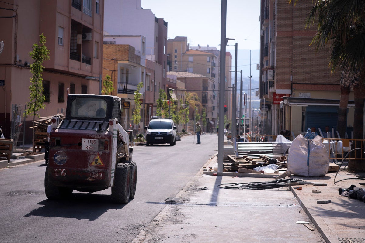 La alcaldesa aseguró a final de junio que si la obra no estaba acabada por completo hoy se expedientaría a la empresa