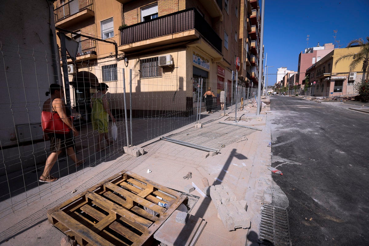 La alcaldesa aseguró a final de junio que si la obra no estaba acabada por completo hoy se expedientaría a la empresa