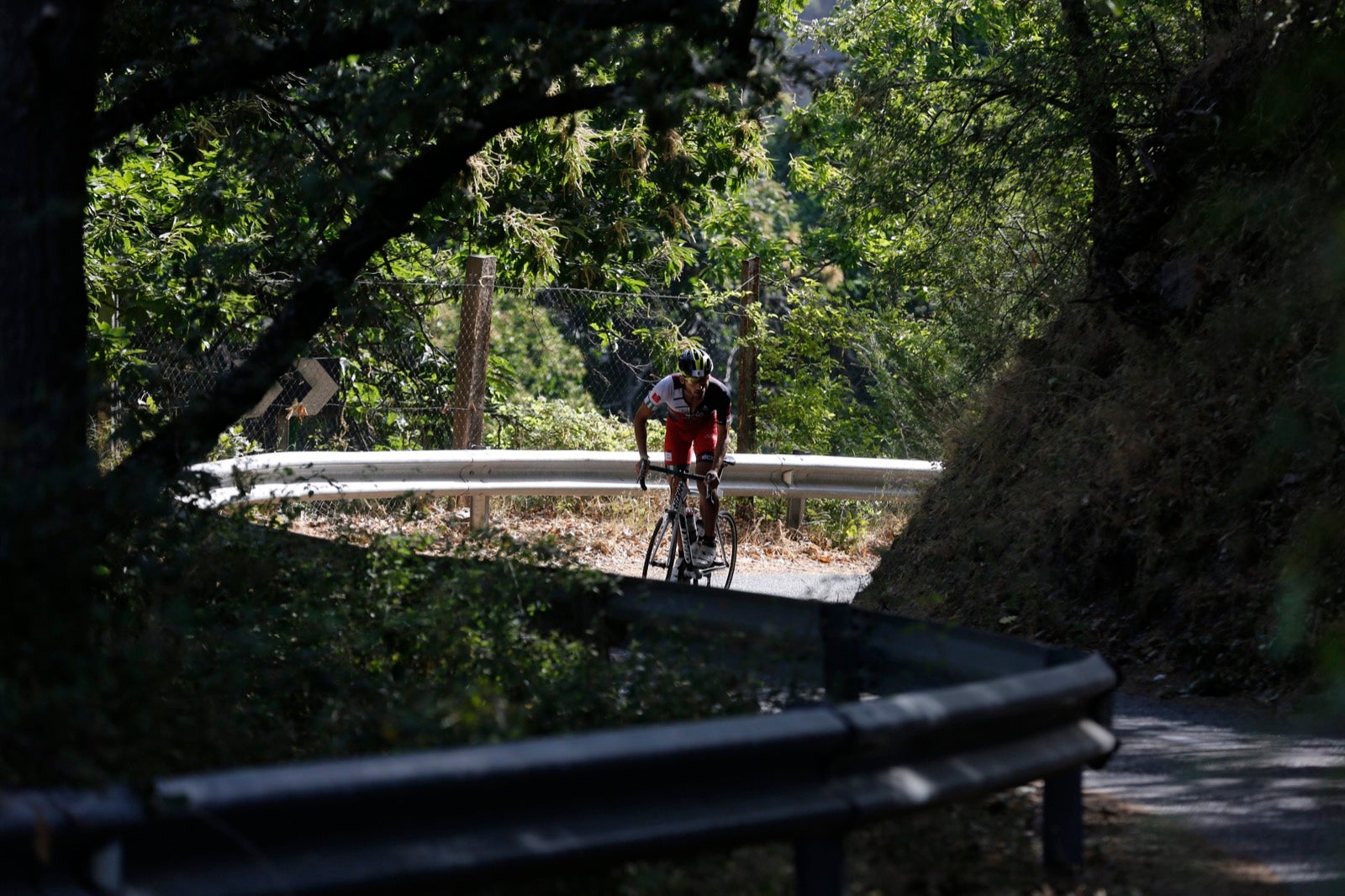 Fotos: Nos metemos e lleno en el espectacular triatlón de Sierra Nevada: así ha sido