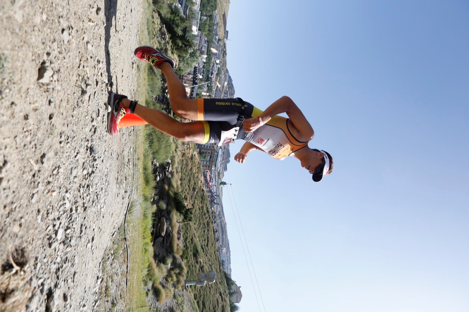 Fotos: Nos metemos e lleno en el espectacular triatlón de Sierra Nevada: así ha sido