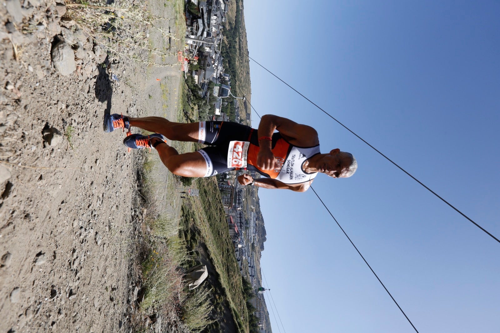 Fotos: Nos metemos e lleno en el espectacular triatlón de Sierra Nevada: así ha sido