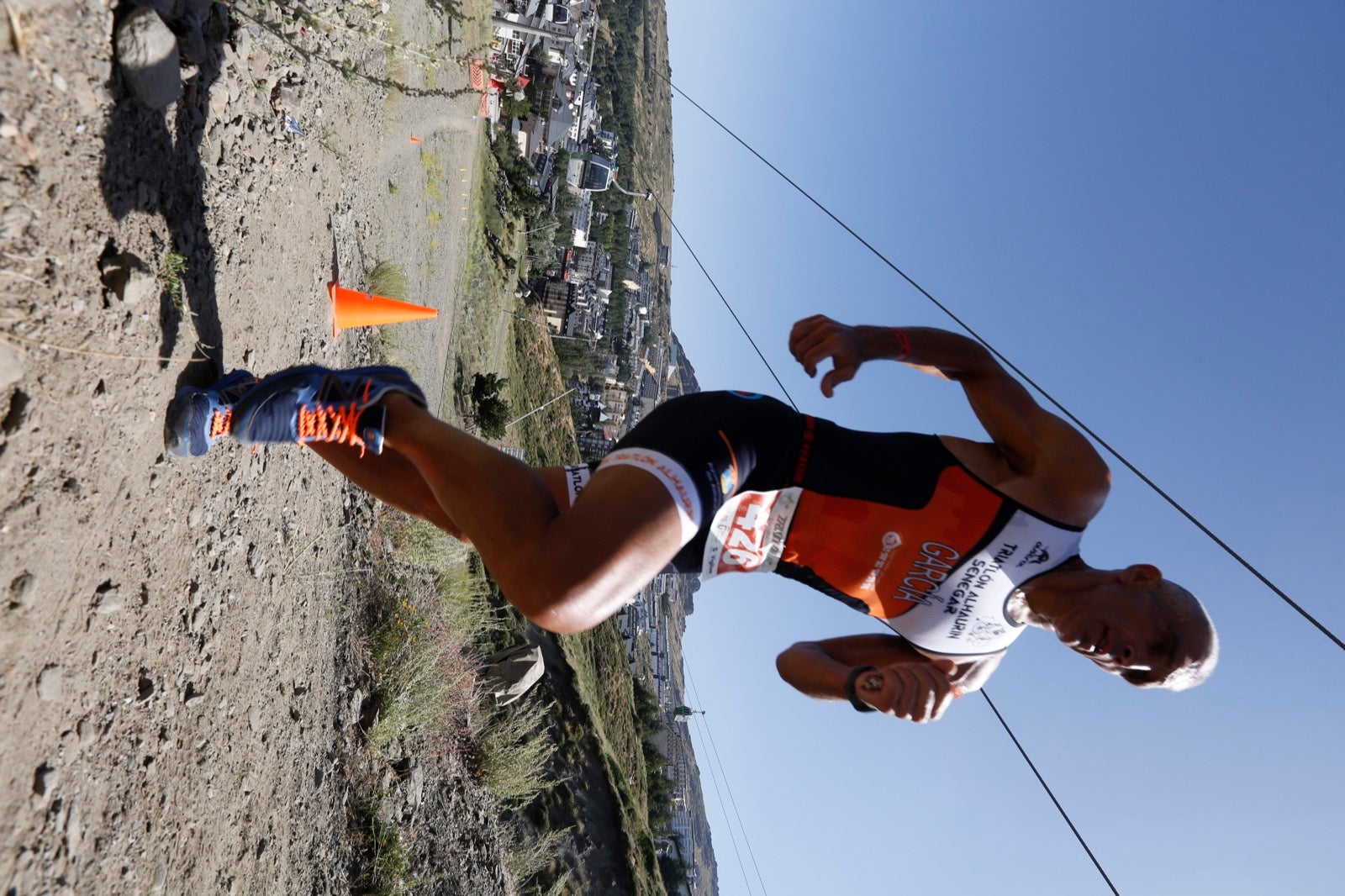 Fotos: Nos metemos e lleno en el espectacular triatlón de Sierra Nevada: así ha sido
