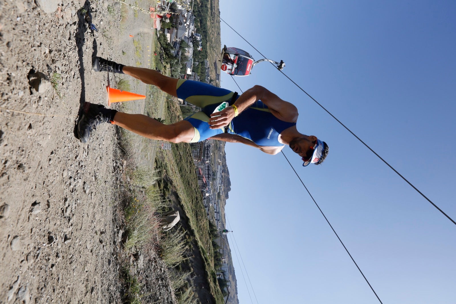 Fotos: Nos metemos e lleno en el espectacular triatlón de Sierra Nevada: así ha sido