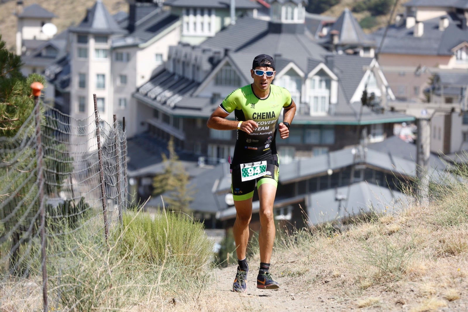 Fotos: Nos metemos e lleno en el espectacular triatlón de Sierra Nevada: así ha sido