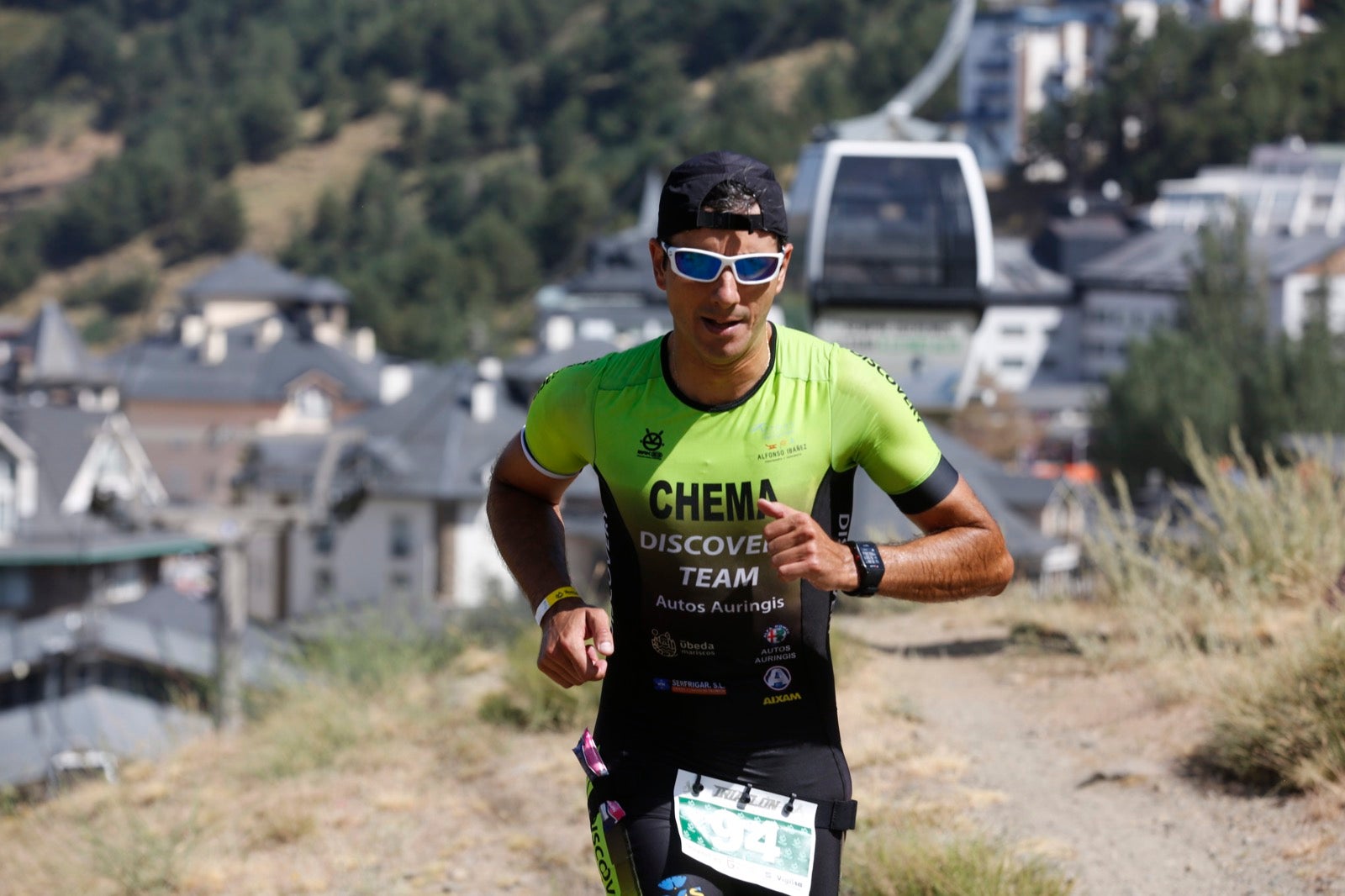 Fotos: Nos metemos e lleno en el espectacular triatlón de Sierra Nevada: así ha sido